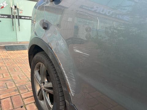 쌍용 코란도C 2WD 소유 차주가 올린 휀다 자비수리 외장 관련 이미지_1