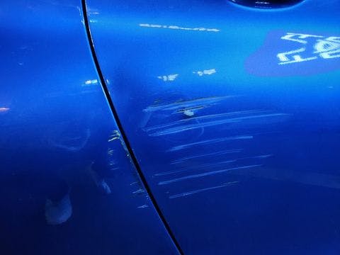 BMW 4시리즈(1세대) 420d 쿠페 소유 차주가 올린 도장 판금 자비수리 외장 관련 이미지_1