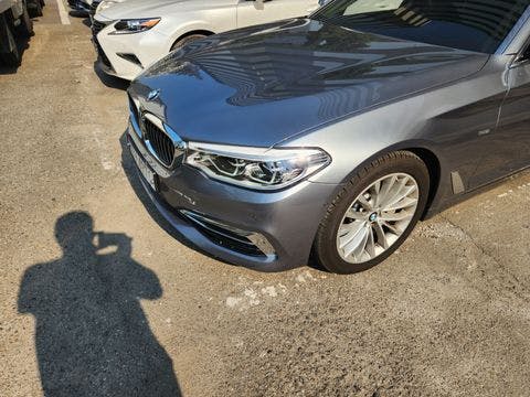 BMW 5시리즈(7세대) 530i M스포츠팩 소유 차주가 올린 도색 범퍼 판금 자비수리 외장 관련 이미지_1