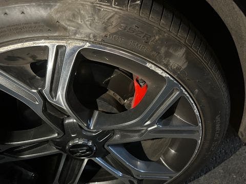 기아 스팅어 3.3 터보 AWD GT 소유 차주가 올린 휠 자비수리 외장 관련 이미지_0